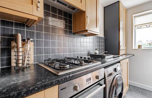 2 Bedroom Home with Garden and Free Parking - Foto 21