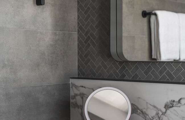 The Denizen - Photo 13