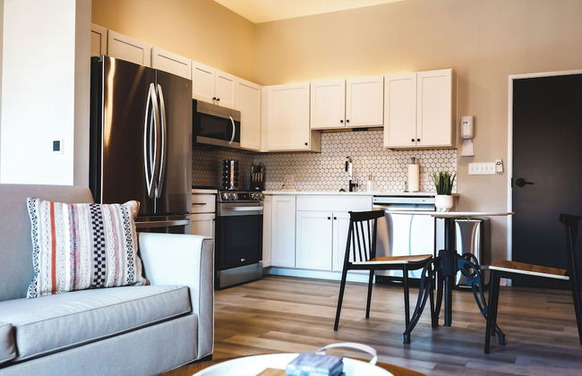 Three Trails Downtown Elkin - Foto 43