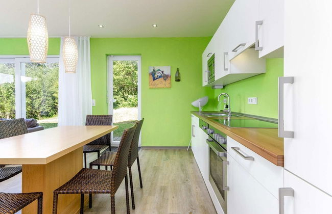 Nature Park Hillside Bungalow - Photo 11