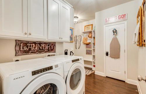 Gorgeous College Station Townhome with Patio! - Foto 26