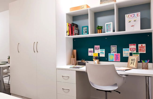 Student Only Botanic Studios - Foto 20