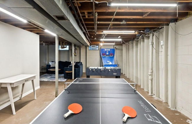 Brew City Game Room Fenced Yard Sleeps 13 - Foto 41