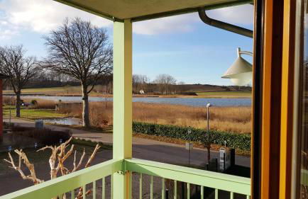 Ferienwohnung mit Balkon und Seeblick im 1 OG - Foto 1