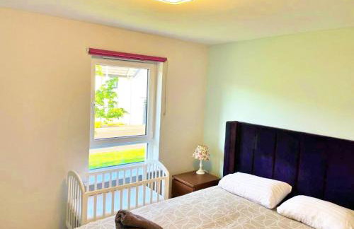 3 bed house with parking near airport - Foto 18