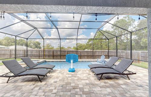 Poolside Oasis! Family-Friendly Summerfield Escape - Foto 37
