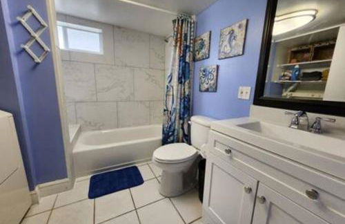 Oceanfront Beach Cottage - Pool, Yard, Private Beach Access, Sleeps 12 - Foto 3