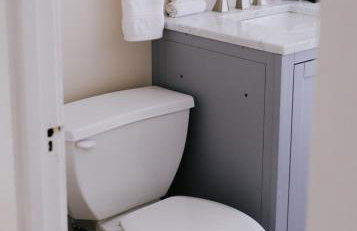 Sleeps 22 • Modern Multi-Unit • Gym • Workspaces - Photo 18