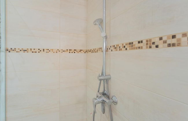 Co-f181-carb1bt - Tremezzo Apartment 2 - Photo 2