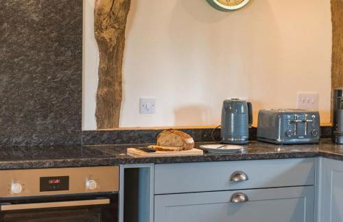 The Thatched Barn by Bloom Stays - Foto 23