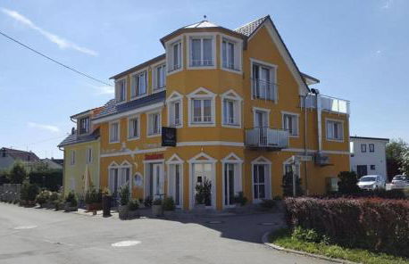 Großes Apartment 74m2 mit Balkon & Parkplatz - Steakhouse Esmeralda - Photo 12