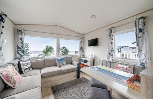 Cabin - Sleeps 4 - Pets Ok - Balcony - Parking - Foto 24
