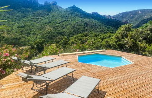 Awesome Home In Fréjus With Kitchen - Foto 2