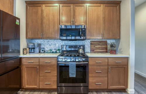 The Moby House Coastal Retreat with Ocean Views & Hot Tub - Foto 66