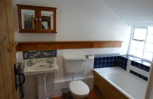 Staddlestones Cottage - Photo 11