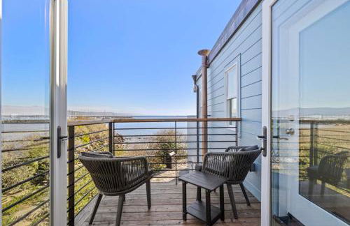 Experience the Pinnacle of Coastal Living at Harbour House - Foto 22