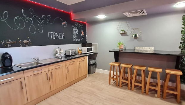 Coin salon dans le hall