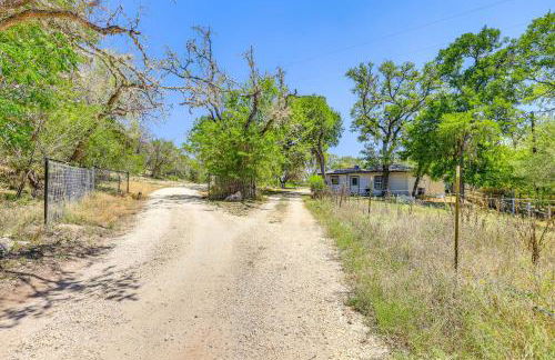 Bandera Carriage House with Medina River Access! - Foto 25