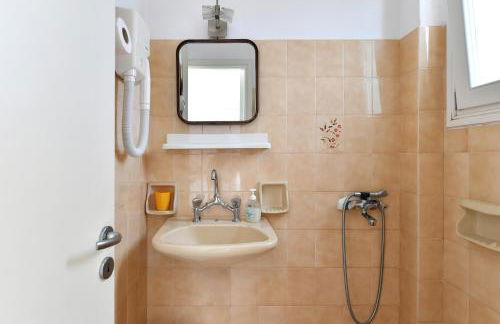 Hara Studios and Apartments - Photo 44