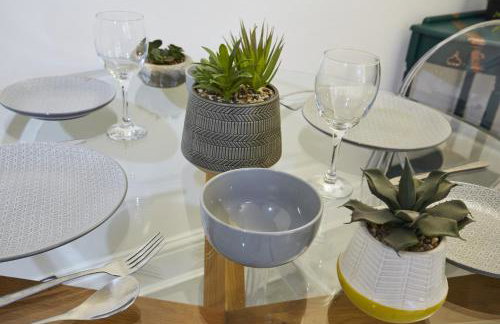 Hayy Springbank 2-Bed Home with Comfort & Space - Foto 23