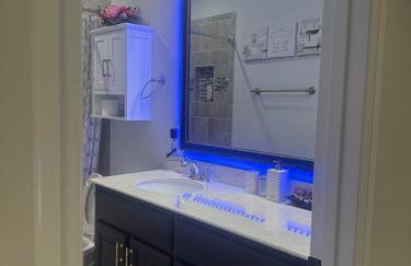 Modern Family Fun Home near AT&T Stadium, Rangers,6Flags, Epic Water Park - Foto 35