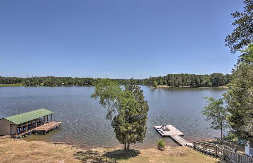 House with Dock and Slide Situated on Lake Sinclair! - Foto 28