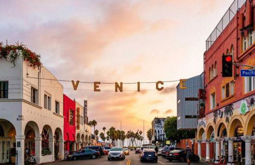 Swim Dine Relax in Marina Del REY - Foto 14