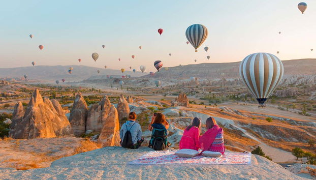 Indimenticabile alba in Cappadocia