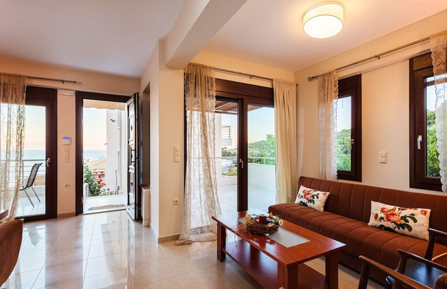 Seaside Getaway - Aelia Villa s Dreamy Paradise - Foto 2