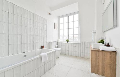 Light and Airy Central London Apartment - Foto 20