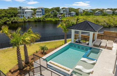 La Villa Nadia - Lakefront Luxury Vacation Rental in Destiny with Private Pool - Foto 46