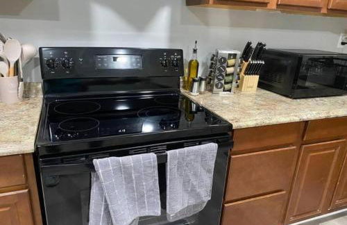 Modern 2BR Aparment near NC ZOO w Parking - Foto 55