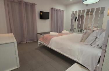 AL Manas Pereira - Photo 18