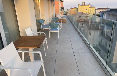 Haus Margarete - Attico Infinity Vista Mare con Jacuzzi - Agenzia Cocal - Foto 8