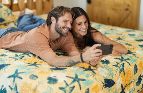 Tree-Top Lake-Front Cottage - Foto 4