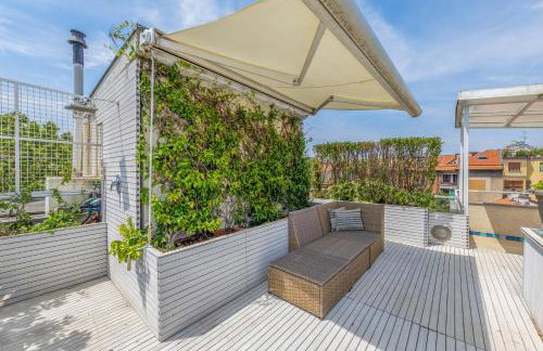 Milan Central Penthouse with Terraces, Jacuzzi & Garage - Foto 56