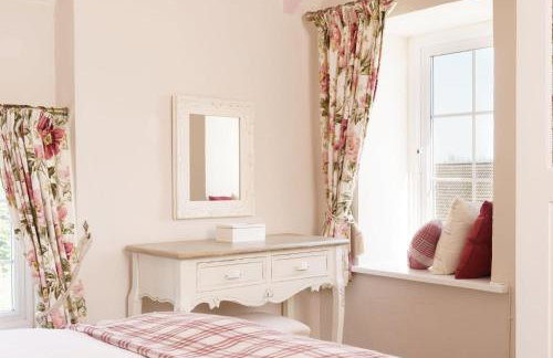 Windy Ridge - 5 Bedroom Holiday Home - Oxwich - Foto 77