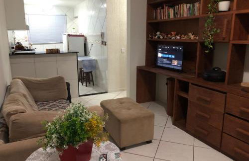 Apartamento com Wifi, Livros e Espaço Pet - Foto 1