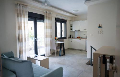 Callista Suites - Photo 10