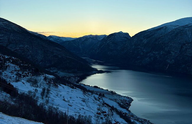 Winter Fjord Tour to Nærøyfjord, Flam and Stegastein from Bergen - Photo 9