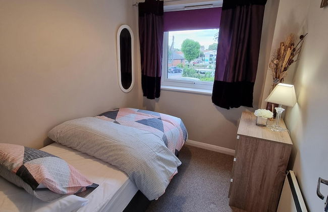 360 Serviced Accommodations - Swan Path Retreat - 2 Bedroom Apartment - Photo 6