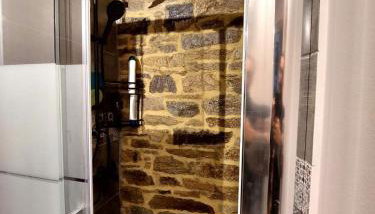 by karakas Λίθινο - Foto 3, Shower