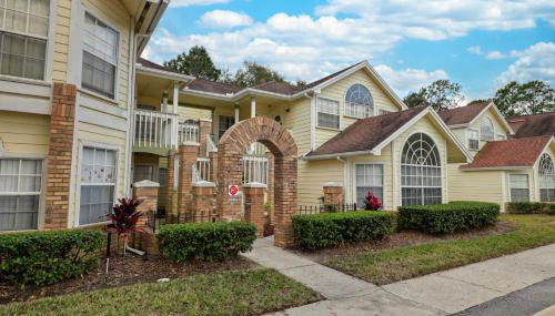 Laguna Bay 2 Bedroom Condo Resort Pool 8 Miles to Disney - Foto 2