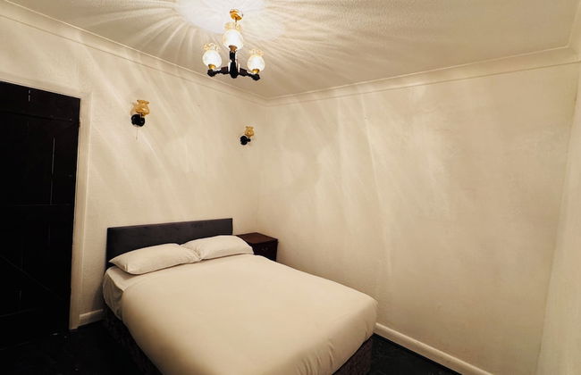 Spacious 4 Bedroom House in St Albans - Foto 7