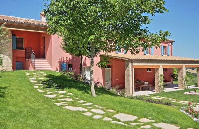 Belvilla by OYO Villa Cucco - Foto 24