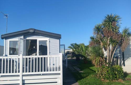 Beautiful Holiday Home 3 Bed Caravan by The Beach, Free Wifi, Games Console, TVs & DVD's, Passes Not Included - Foto 15