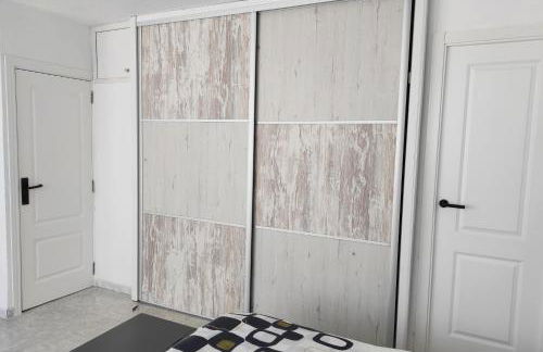 Terrace & Sea Views in Cullera - Photo 18