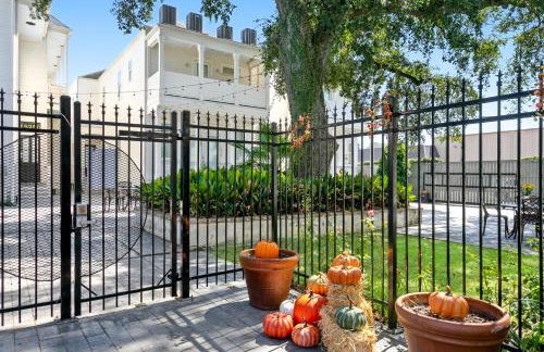 Charming 2BR on Carondelet by Hosteeva - Foto 8