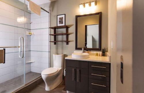 Downtown Luxury 2BR Penthouse Loft - Sleeps 6-8 - Foto 23