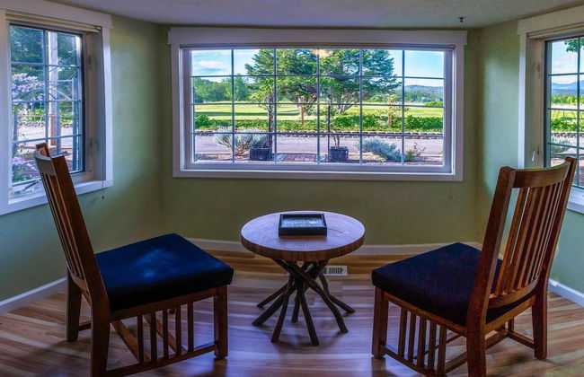 Racing Horse Ranch with Unlimited Golf - Photo 12